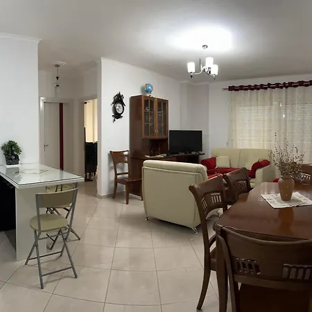 Rei Sarandë